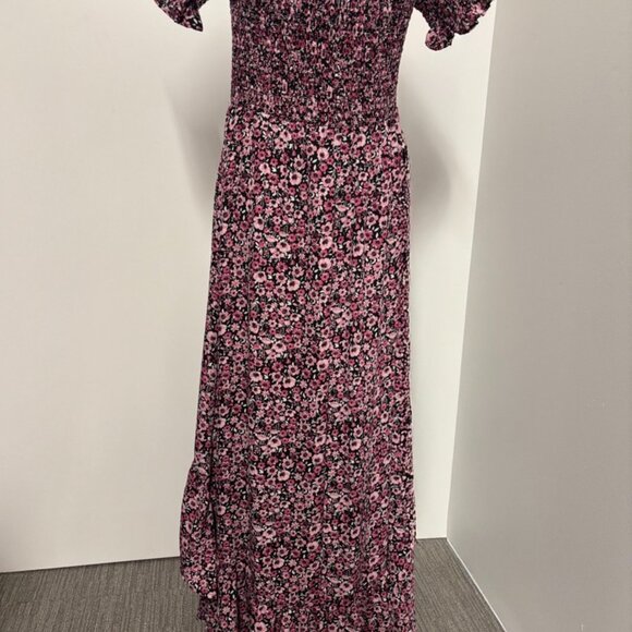 Mi ami Floral Off The Shoulder Maxi Dress with a Ruffle Hem - Picture 4 of 5